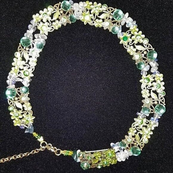 Green Opalite Floral Jewellery Set - Picture 5 of 10